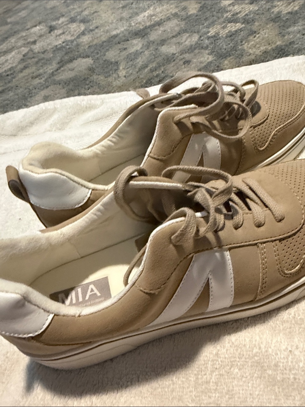 MIA Men's Tan and White Perforated Lace-Up Sneakers - Picture 3 of 6